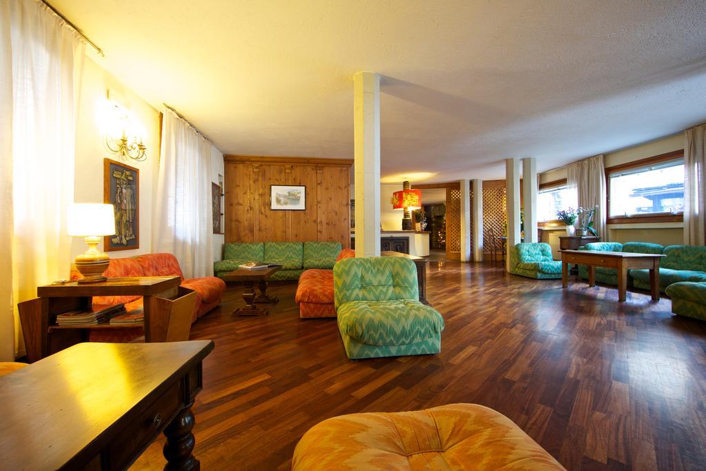 Hotel Dolonne Courmayeur Dış mekan fotoğraf