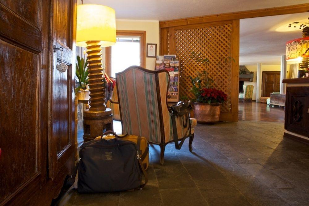 Hotel Dolonne Courmayeur Dış mekan fotoğraf