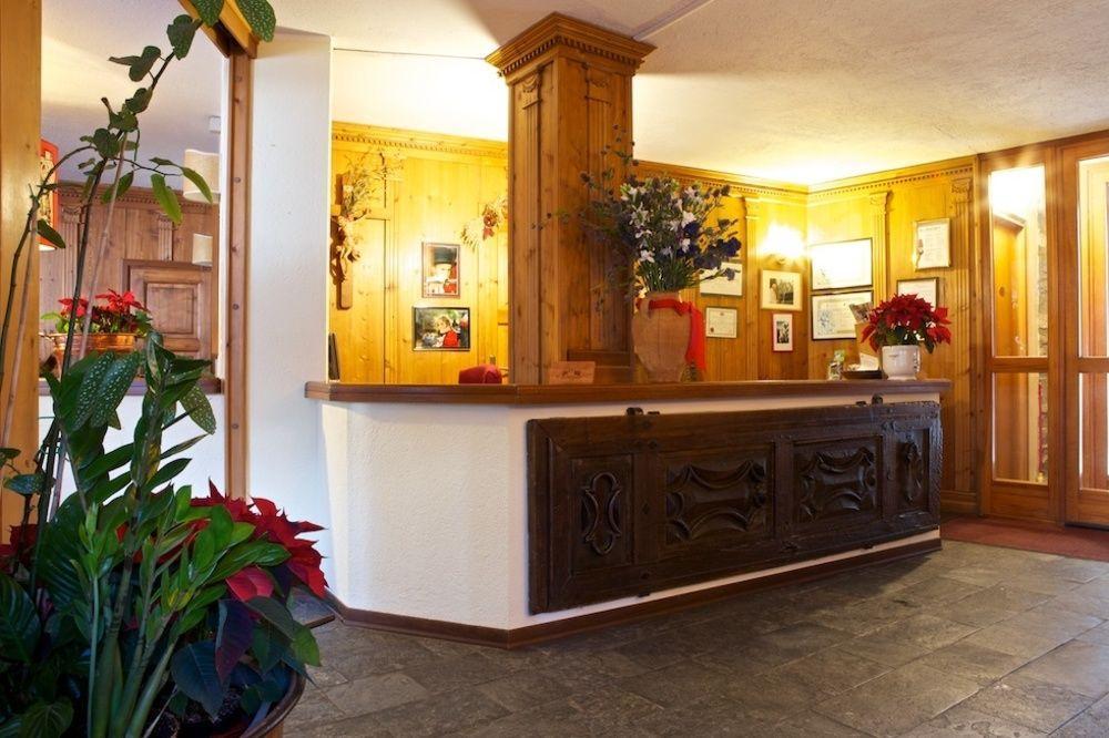 Hotel Dolonne Courmayeur Dış mekan fotoğraf