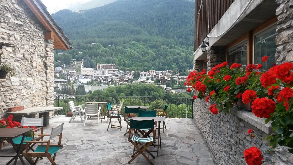 Hotel Dolonne Courmayeur Dış mekan fotoğraf