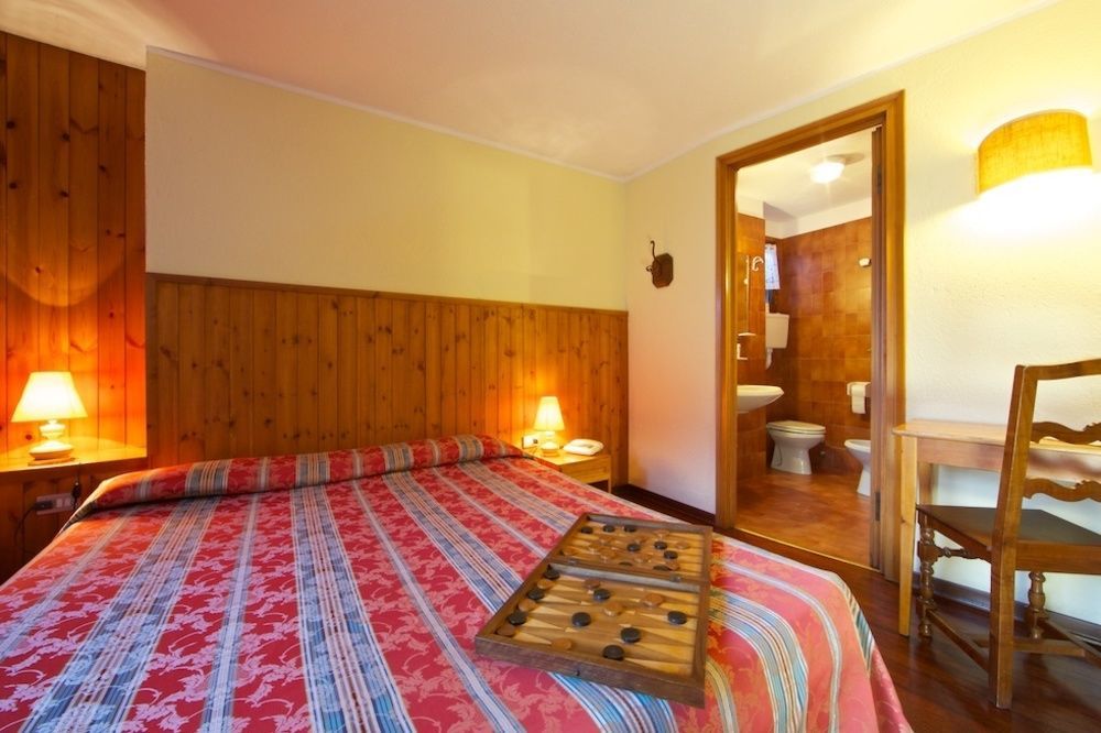 Hotel Dolonne Courmayeur Dış mekan fotoğraf